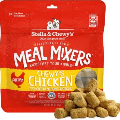 Stella & Chewy's Freeze-Dried Raw Chicken Meal Mixers- Dog Food Topper and Mixer - Made with 95% Cage-Free Chicken, Organs & Bone - Perfect for Picky Eaters - Grain-Free - 3.5oz